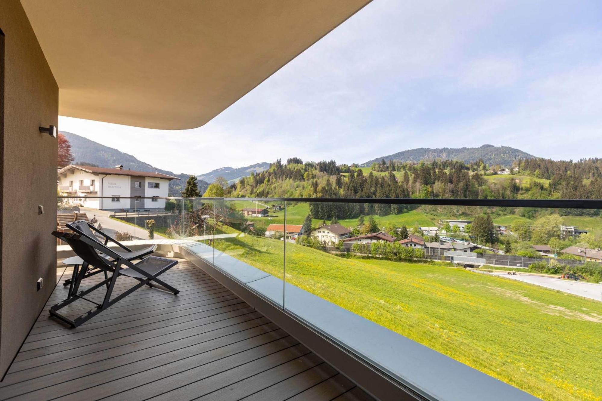 הופגרטן אים בריקסנטל Brixental Suites Hopfgarten By Alps Resorts מראה חיצוני תמונה