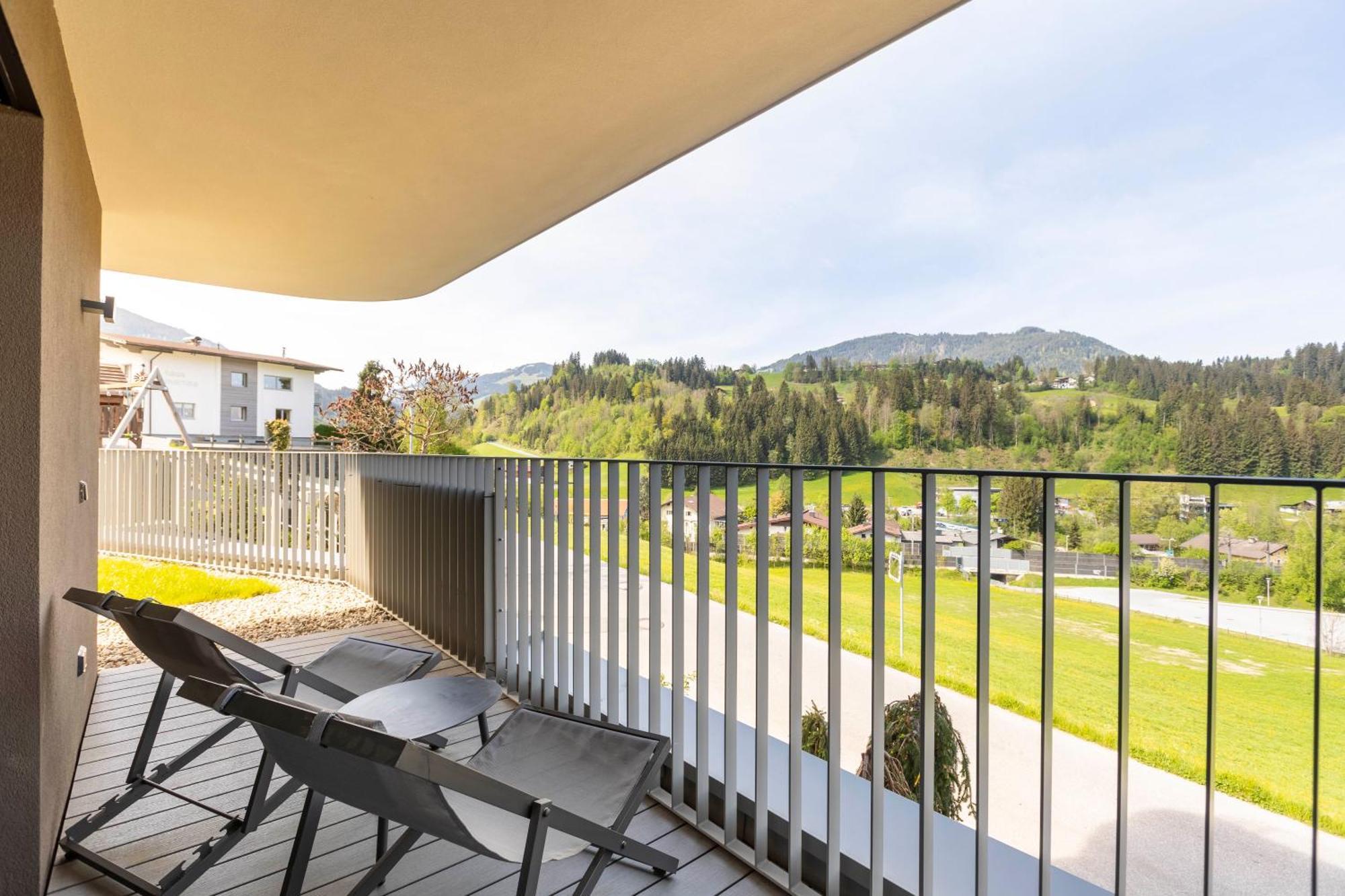 הופגרטן אים בריקסנטל Brixental Suites Hopfgarten By Alps Resorts מראה חיצוני תמונה