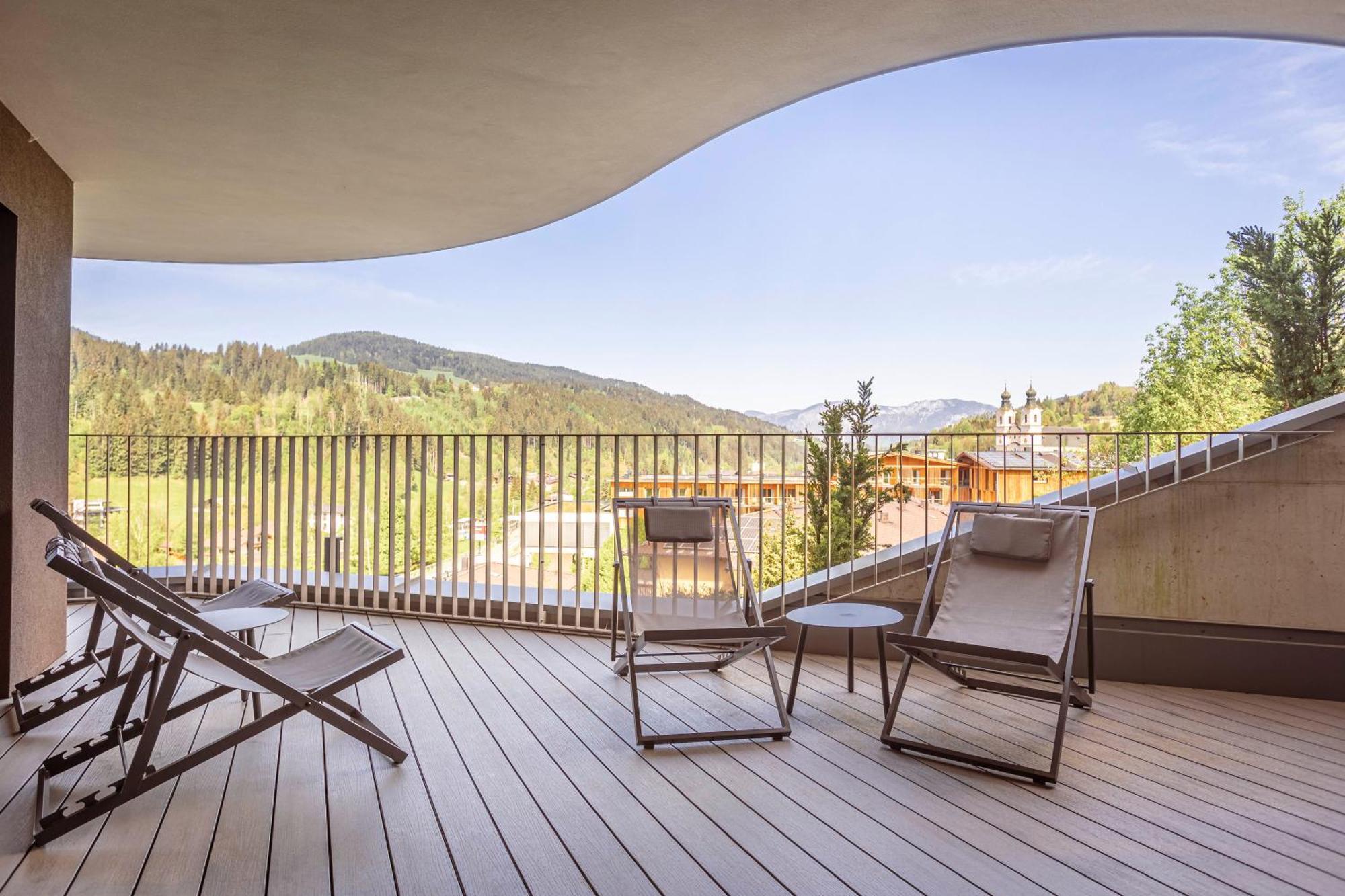 הופגרטן אים בריקסנטל Brixental Suites Hopfgarten By Alps Resorts מראה חיצוני תמונה